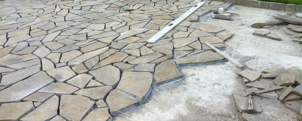 Плитняк из песчаника